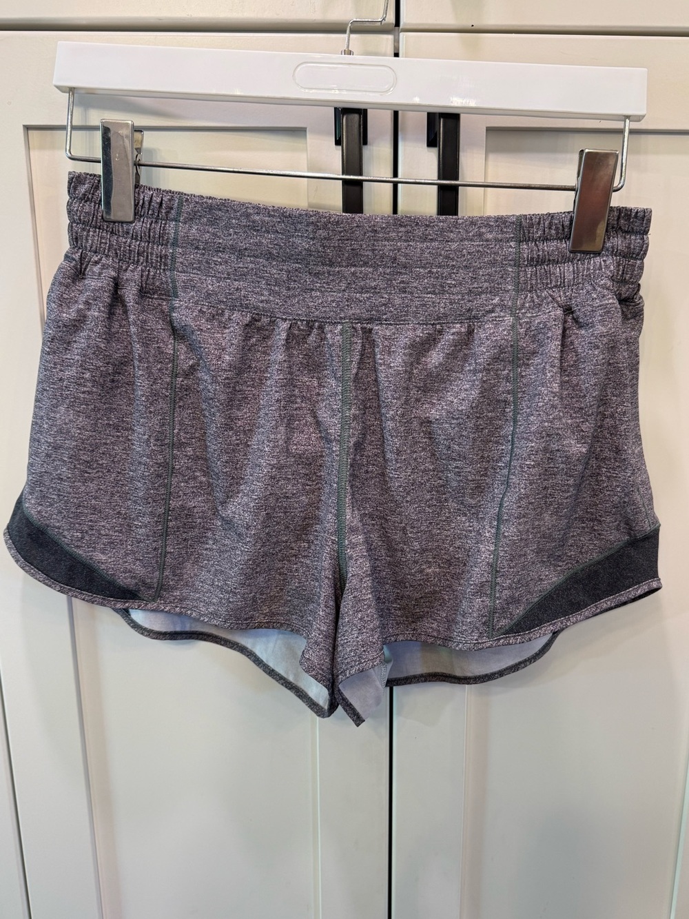 Lululemon Hotty Hot Short *High-Rise 2.5"